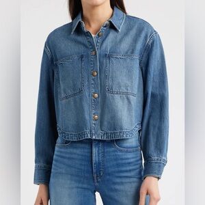 Madewell Cropped Boxy Long Sleeve Denim Shirt In Maspeth Wash L